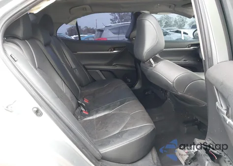 2021 Toyota Camry Xse V6 z USA, uszkodzony, nr VIN 4T1KZ1AK6MU055986